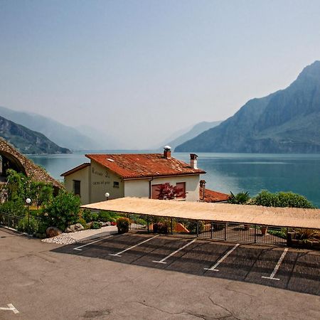 Studio Zu - Lakeside Apartment Riva di Solto Exteriér fotografie