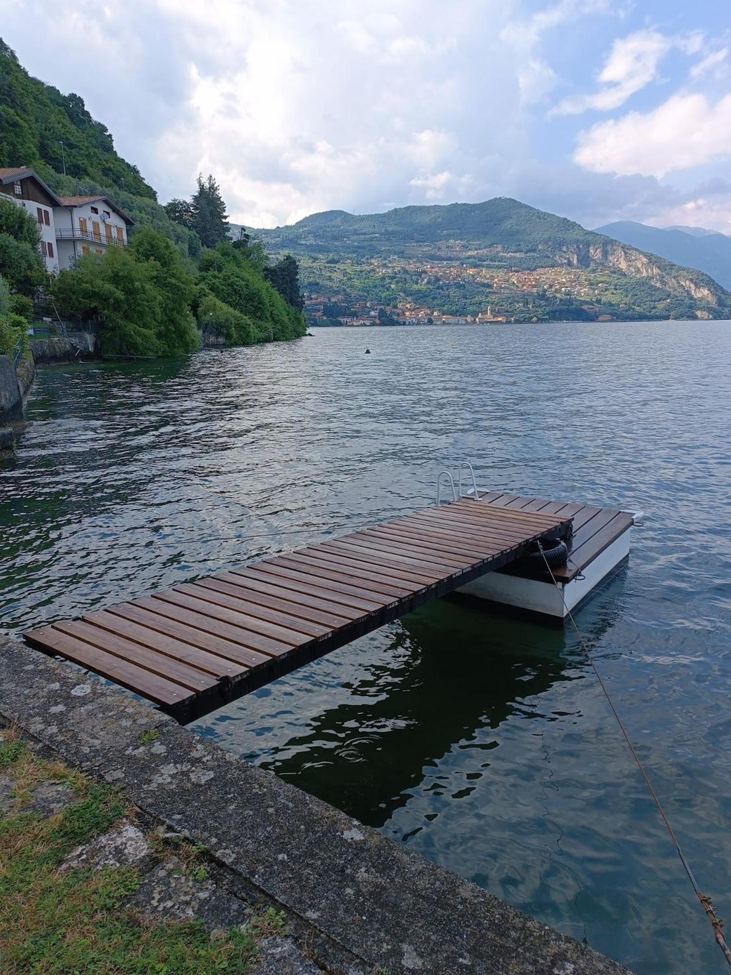 Studio Zu - Lakeside Apartment Riva di Solto Exteriér fotografie